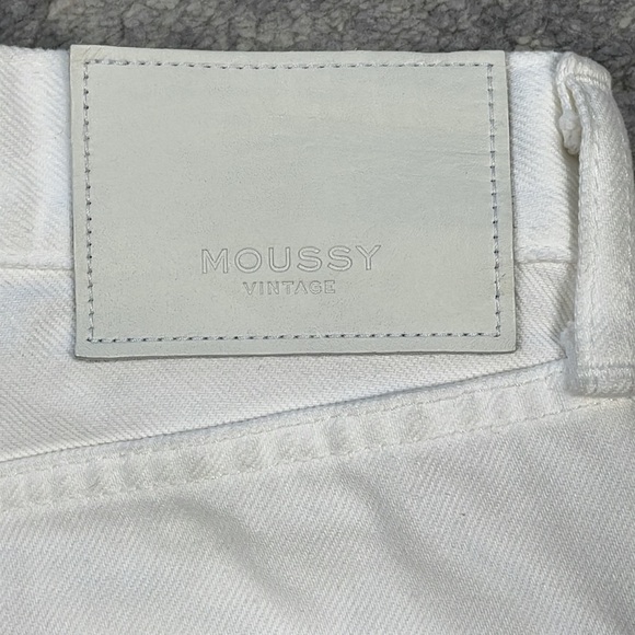 New Moussy Odessa High Rise Distressed Straight Leg Jeans in White Sz 27 - Picture 14 of 16